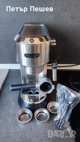 180лв. Кафемашина Delonghi Dedica EC685 перфектно еспресо кафе крема цедки E.S.E. pods Делонги , снимка 2 - Кафемашини - 52812656