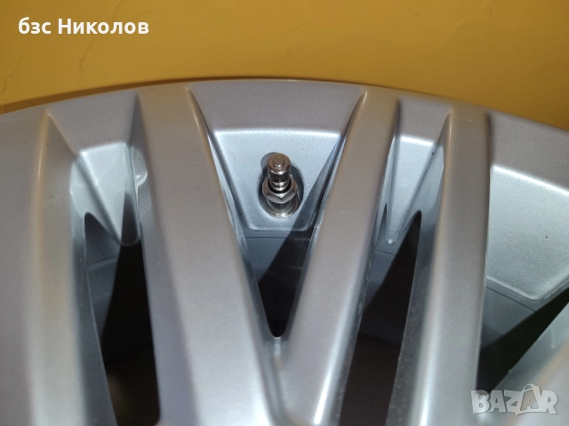 Алуминиеви джанти за VW Up R-Line 5,5Jx15 ET40+централни капачки VW+резервна гума за VW Up., снимка 4 - Гуми и джанти - 52852035