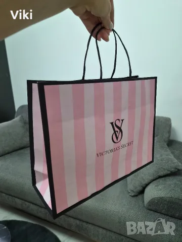 Оригинални Hermes,Saint Laurent,Louis Vuitton,ALO Yoga и Victoria's secret торби, снимка 15 - Чанти - 49281166