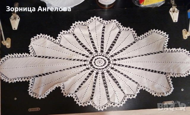  Ръчно плетено каре 80/40, снимка 2 - Антикварни и старинни предмети - 52809362