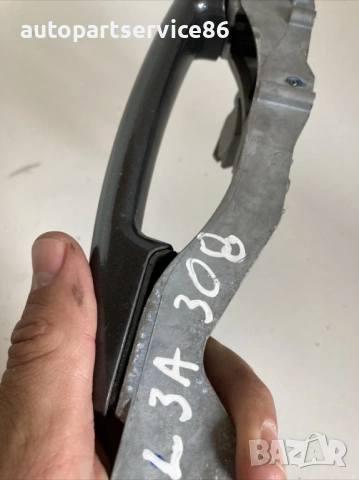 Външна дръжка за задна лява врата сива Rhd за Peugeot 308 2.0 HDi (2009), снимка 2 - Части - 53630238