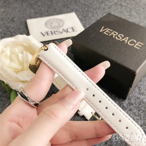 Дамски ръчесн часовник Versace с кожена каишка, бял, снимка 4 - Дамски - 52220842