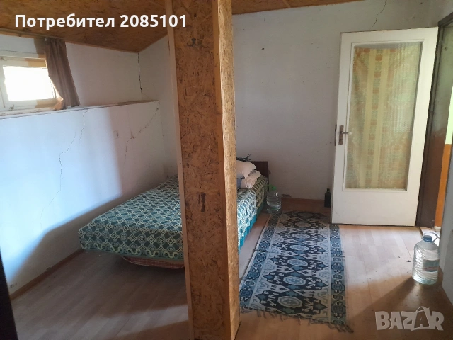 Продавам къща с двор, снимка 10 - Къщи - 36522393