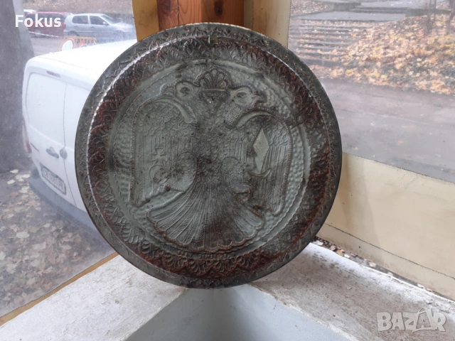 Голяма медна тава поднос с двуглав орел, снимка 3 - Антикварни и старинни предмети - 53356579