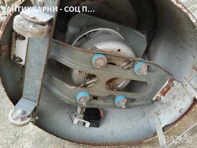 Стара Соц Руска Пералня РИГА 8. / 1973 г. / РАБОТЕЩА! / НОМЕР 588., снимка 9 - Антикварни и старинни предмети - 53668798