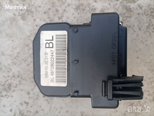 ABS спирачна помпа за Kia Sorento - Киа Соренто - дизел 2.5 CRDI 16 V - 140 к.с., снимка 3 - Части - 41640048