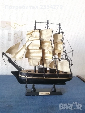 Стари статуетки и сувенири от различни държави и различни автори и години. , снимка 15 - Декорация за дома - 52548020