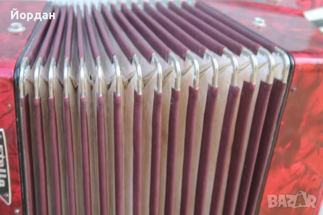 Акордеон ''Weltmaister Stela'', снимка 4 - Акордеони - 51195274