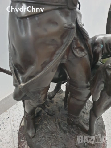 77см-43кг Moreau статуетка-композиция/голяма стара френска скулптура/фигура на ловец с кучета-хрътки, снимка 15 - Статуетки - 53483466