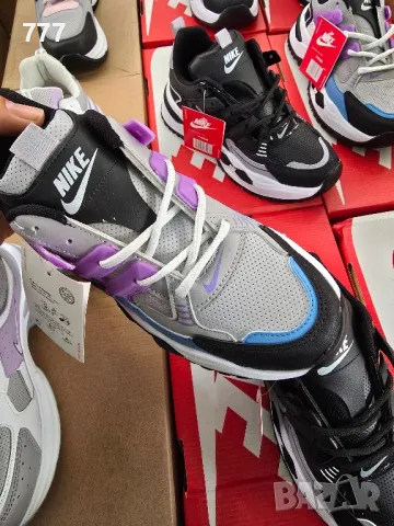 маратонки NIKE, снимка 2 - Маратонки - 48059273