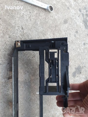 Рамка радио управление парно централна конзола за бмв е34 bmw e34 center console 1384141, снимка 4 - Части - 41929340