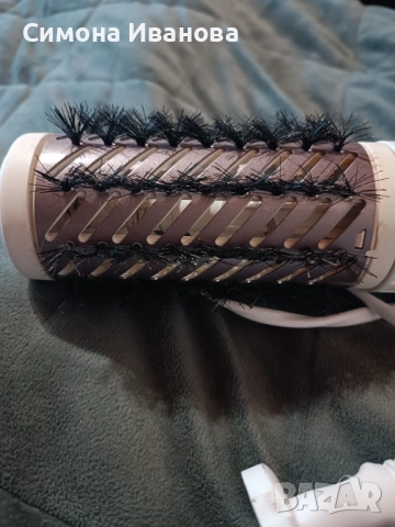 Електрическа четка за коса Rowenta, снимка 3 - Маши за коса - 52809243