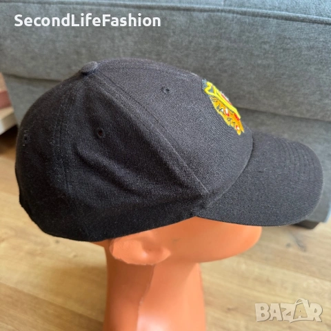 Blackhawks бейзболна шапка с козирка един размер , снимка 4 - Шапки - 53734429