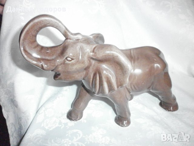 Стара Керамична  Фигура, Статуетка - Слон, снимка 4 - Декорация за дома - 38899277