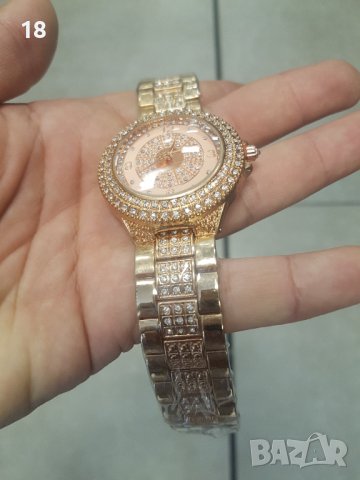 Часовник, снимка 3 - Дамски - 41496434