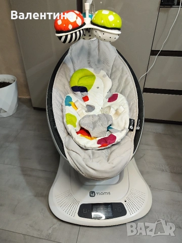 Електрическа бебешка люлка 4Moms mamaRoo, снимка 3 - Детски люлки - 53053217