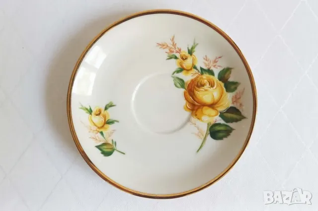 Чаша, подложна и десертна чиния с жълти рози - Mitterteich, снимка 2 - Чаши - 49830649