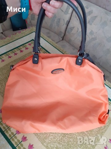 Оранжева дамска чанта, снимка 4 - Чанти - 35776055