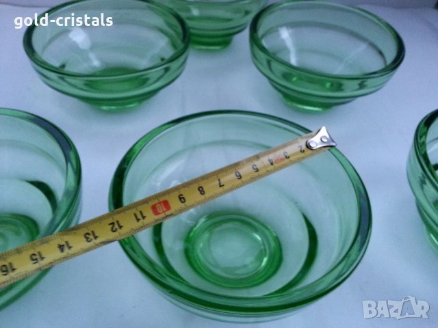 Стари стъклени купички зелено стъкло , снимка 4 - Антикварни и старинни предмети - 34804553