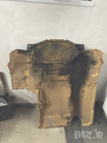 Кора за под скоростната кутия на мерцедес бенц ц класа w203 OM646 , снимка 2 - Части - 44261702