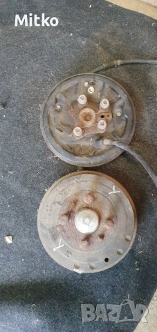 Главина 》Шенкел》задна Ланчия Ипсилон 1.2 2008г 