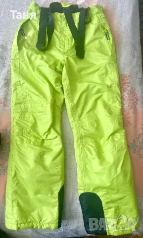 Детски ски гащеризон с яке, много запазено!, снимка 2 - Детски якета и елеци - 49252554