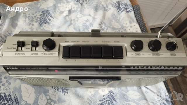 Радио касетофон AIWA , снимка 4 - Радиокасетофони, транзистори - 52875680
