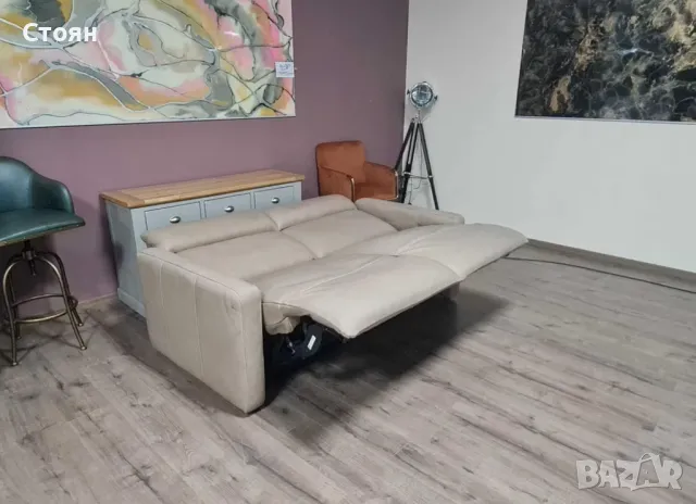 Италиански кожен диван тройка с електрически релаксиращ механизъм, снимка 12 - Дивани и мека мебел - 50059092