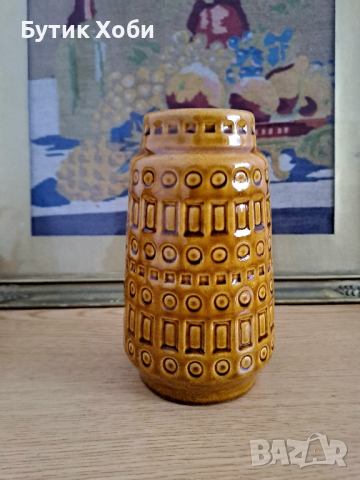 Колекционерска керамична ваза Scheurich, снимка 2 - Антикварни и старинни предмети - 44817758
