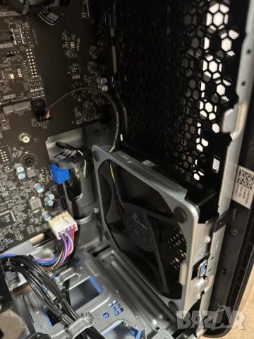 Нов Alienware Aurora13 i5-12400K/16GB/512GB+1TB/RX 6700XT 12GB, снимка 9 - Работни компютри - 52876420