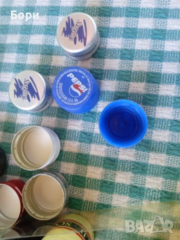 Стари капачки неупотребявани 70бр, снимка 6 - Други ценни предмети - 41769441