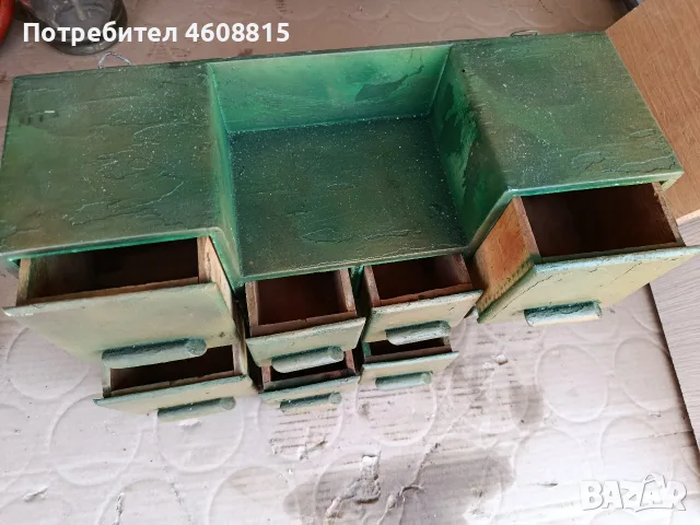 Стенно антикварно дървено шкафче за подправки, снимка 2 - Антикварни и старинни предмети - 55739591