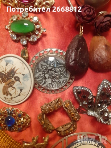 брошки, снимка 10 - Антикварни и старинни предмети - 51654386