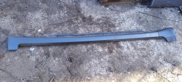 Десен праг Audi A4 B7 Avant, снимка 3 - Части - 47694654