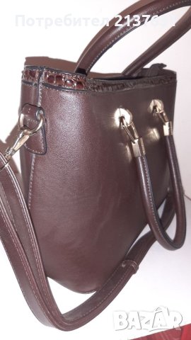 ДАМСКА КАФЯВА ЧАНТА  с 2 прегради  и много джобове , снимка 5 - Чанти - 40693467