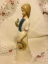 порцеланова статуетка , снимка 2
