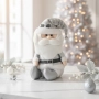 Плюшена играчка Дядо Коледа – седяща коледна декорация в сив или розов вариант, снимка 2