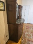 Продавам старинен витринен бюфет1920-1930та година (добро състояние), снимка 7
