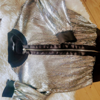 дамска блуза сребриста, снимка 2 - Блузи с дълъг ръкав и пуловери - 44556520