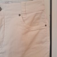 Бял дънков панталон , снимка 3 - Панталони - 41042035