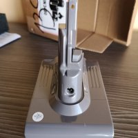 Батерия за Dyson V7, снимка 3 - Прахосмукачки - 41866392