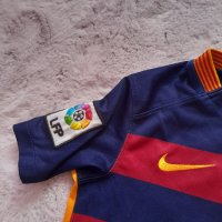 Nike Barcelona MESSI денска тениска 8- 10 години. , снимка 10 - Детски тениски и потници - 41921925