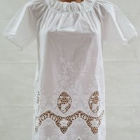 Памучна дамска блуза с дантела в бяло марка Milena - S/M/L, снимка 1 - Блузи с дълъг ръкав и пуловери - 42536241
