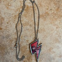 Гердан Monster High, снимка 1 - Колиета, медальони, синджири - 44314093
