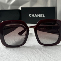 CH дамски слънчеви очила квадратни с лого , снимка 4 - Слънчеви и диоптрични очила - 44687572