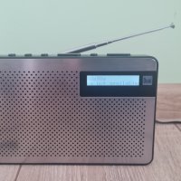 Портативно радио Dual DAB 82, снимка 1 - Радиокасетофони, транзистори - 40936015