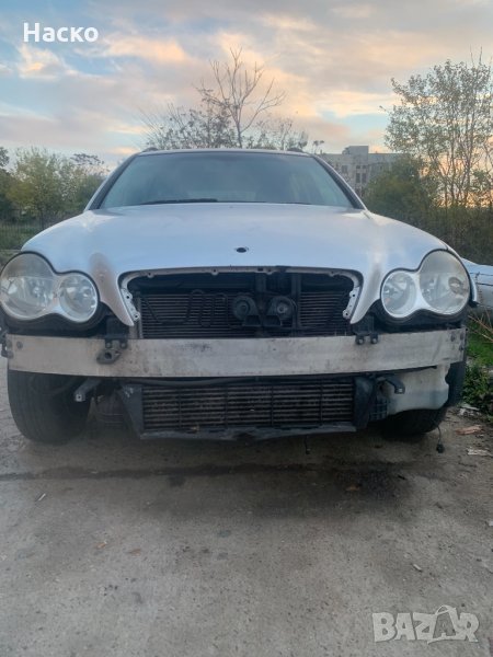 Продавам челен удър за Mercedes w203, снимка 1