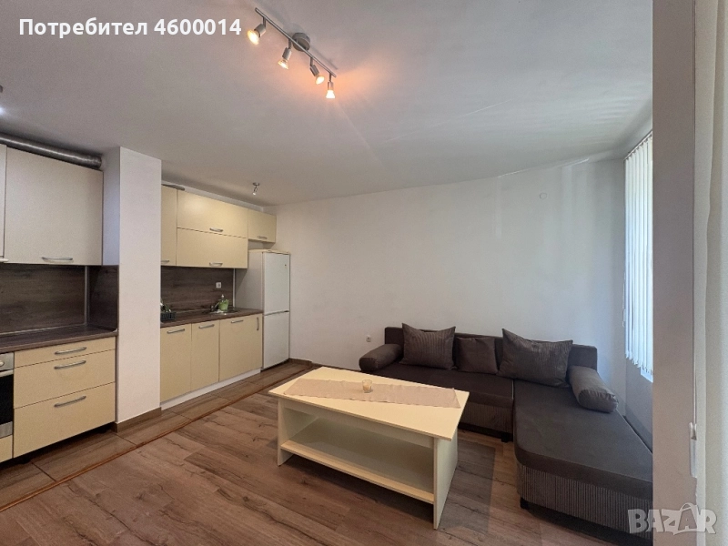 Двустаен апартамент; Пловдив - Гагарин, снимка 1