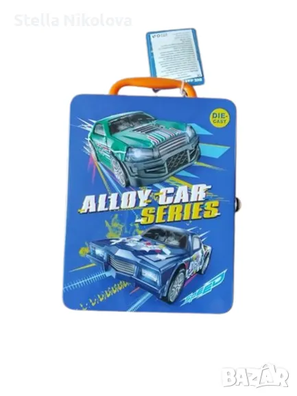 Метално куфарче за колекционерски макети, снимка 1