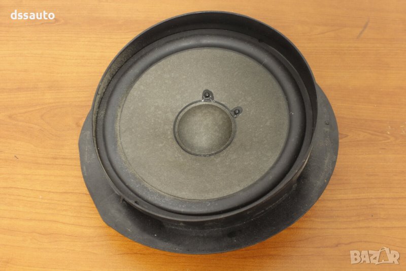 Високоговорител заден ляв Mercedes W211 2118207302 E320 E280, снимка 1